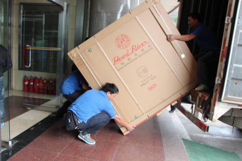 岐山钢琴贵重工艺品无忧运
